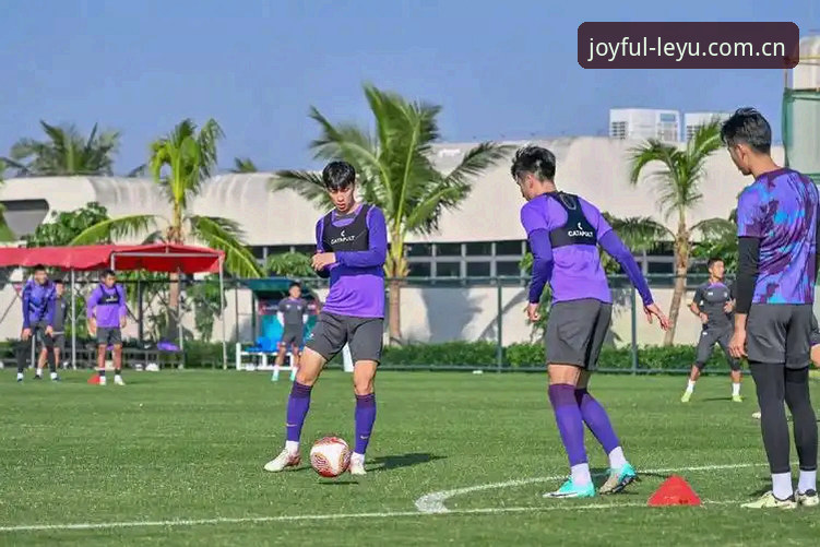 乐鱼体育平台新手入门详解：下载、注册到充值全流程指南